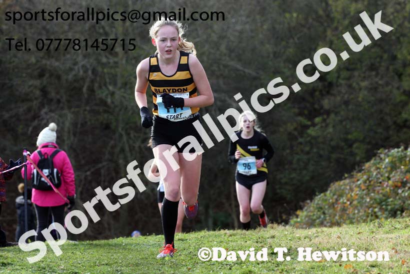 Womens under-17s and under-20s 2017 Start Fitness North Eastern Harrier League, Aykley Heads, Durham. Photo:  David T. Hewitson/Sports for All Pics
